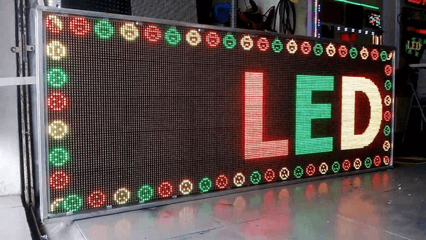 Bảng LED ma trận quảng cáo 3 màu