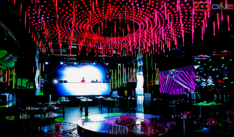 Màn hình LED indoor ấn tượng trong quán bar 