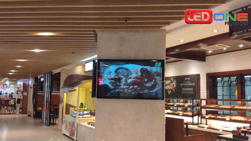 Thi công màn hình quảng cáo treo tường 43 inch tại LOTTE Mart Hà Nội