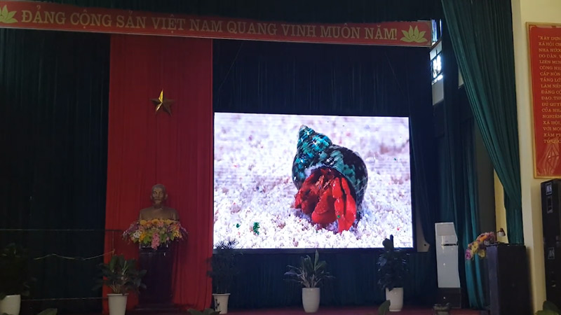 Thi công màn hình LED hội nghị P4 tại huyện Bá Thước, tỉnh Thanh Hóa